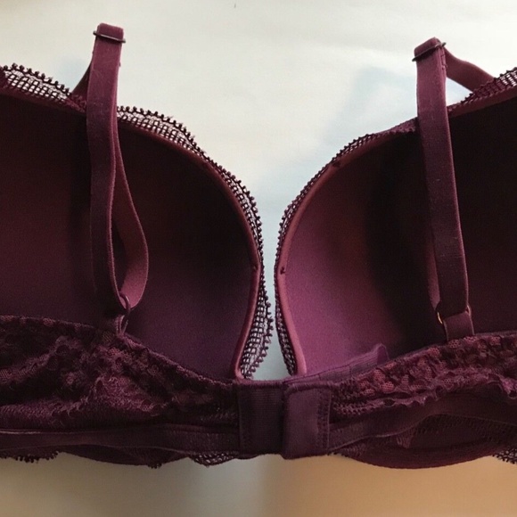 NWT VICTORIA'S SECRET Very Sexy Crochet Lace Velvet Push Up Bra Kir Wine - Picture 4 of 5